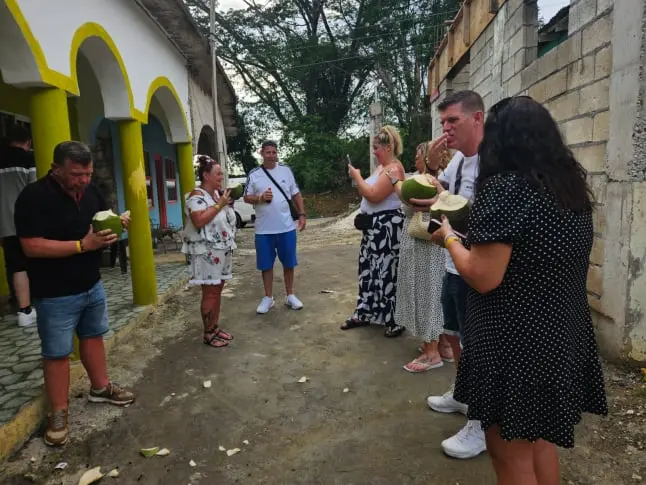 Waves Tours Jamaica
