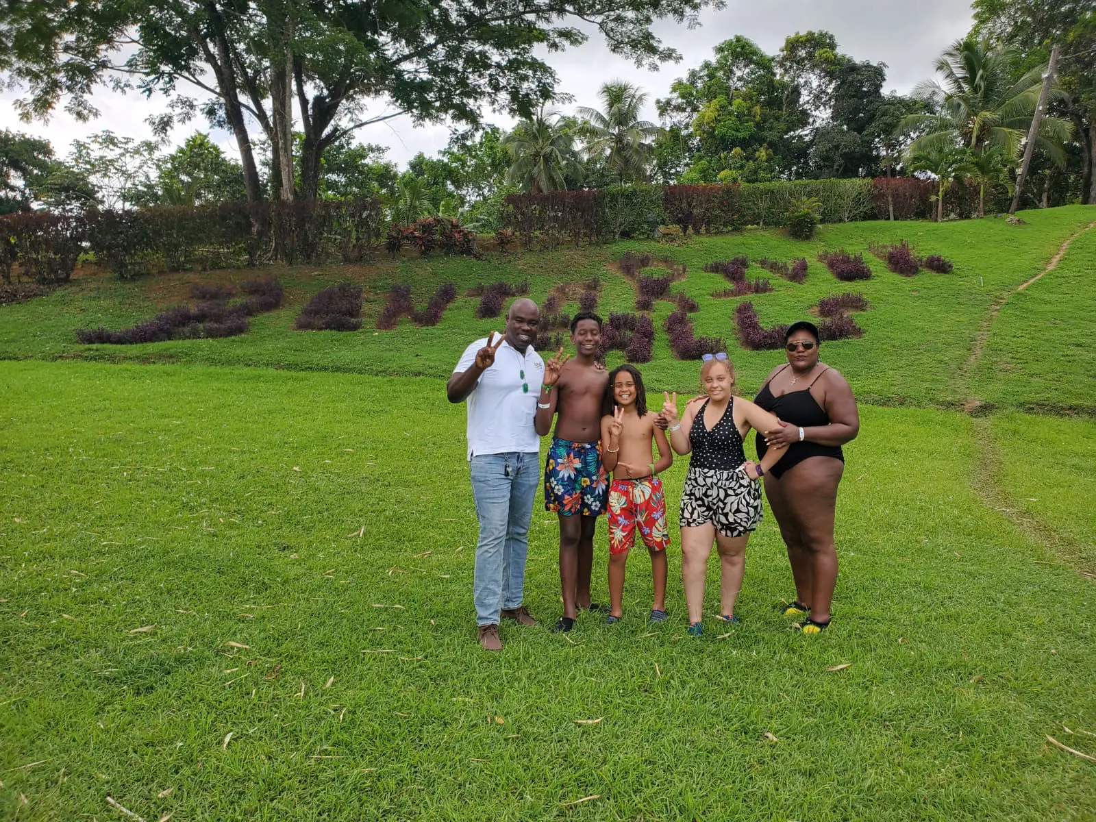 Waves Tours Jamaica